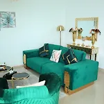 Skyline 1Br Apartment Al Reem